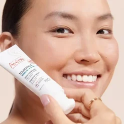 AVENE Tolerance Hydra-10 Crema Hidratante 100% Natural 40ml