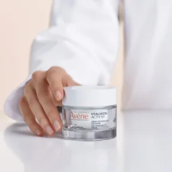 Avène Crema Regeneradora Celular Hyaluron Activ B3 1 unidad