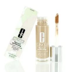 Clinique Beyond Perfecting 14-Vanilla Base + Corrector 30ml
