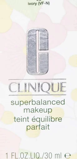 Clinique Superbalanced Fluid 03-Ivory Base De Maquillaje Líquida 30ml