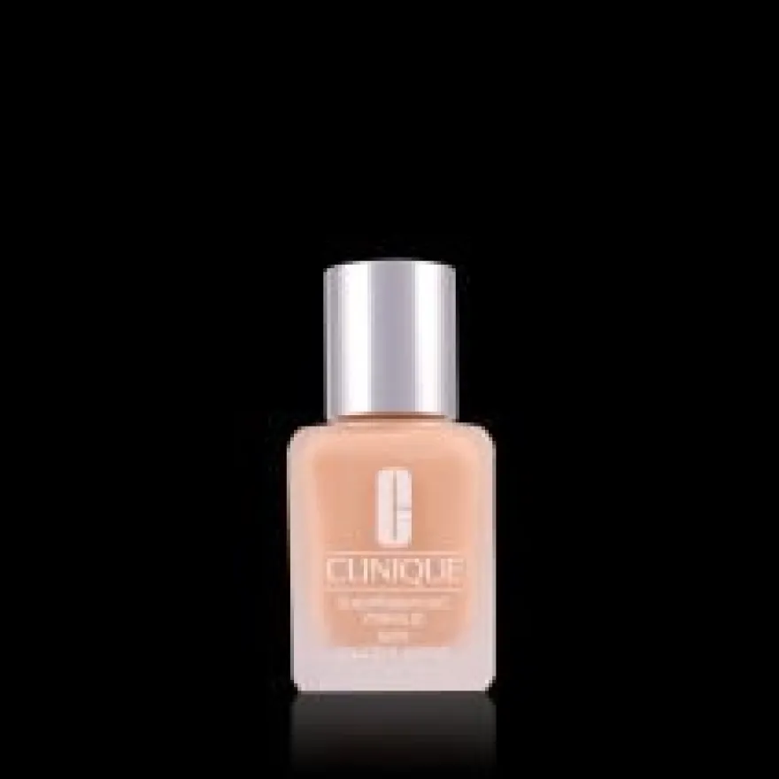Clinique Superbalanced Fluid 03-Ivory Base De Maquillaje Líquida 30ml