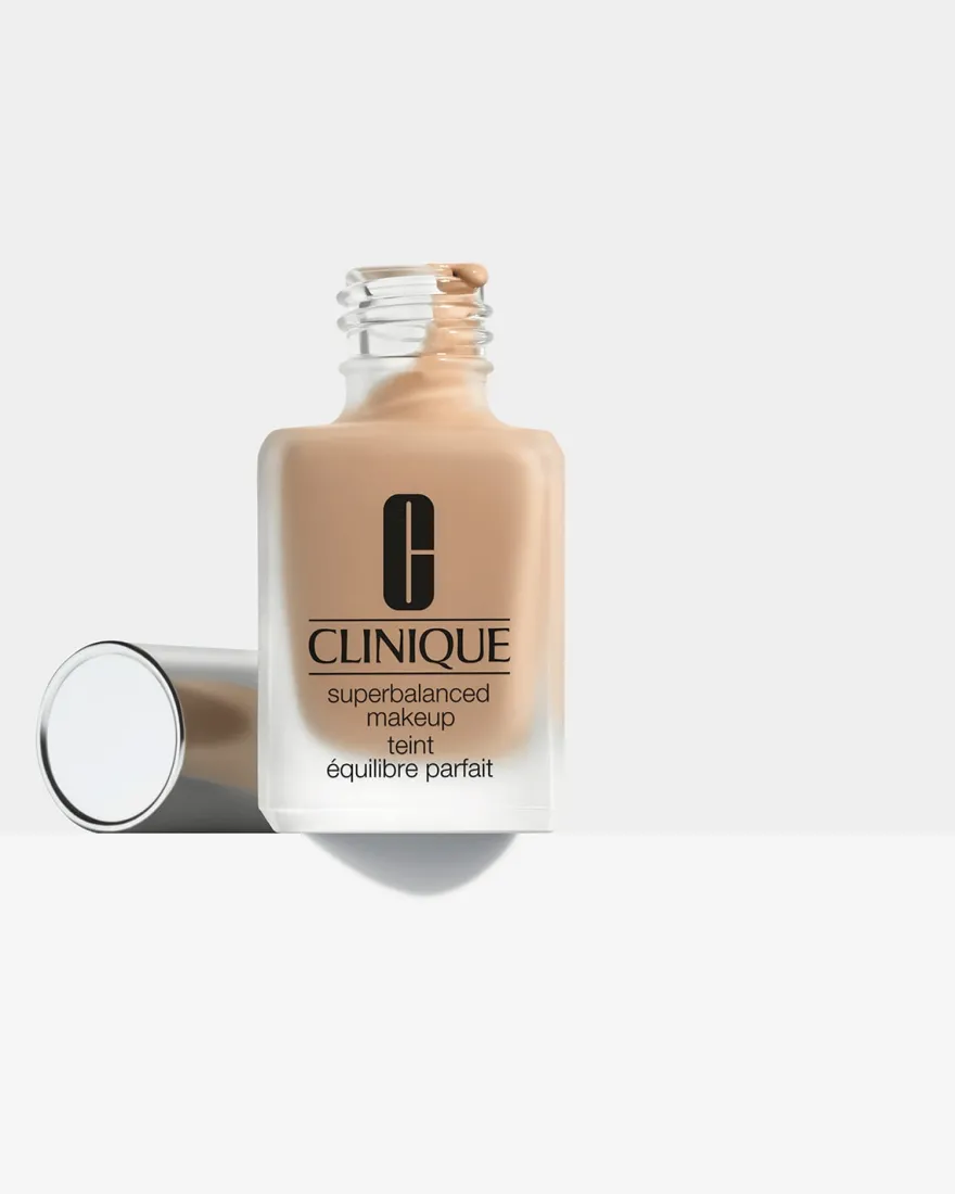 Clinique Superbalanced Fluid 03-Ivory Base De Maquillaje Líquida 30ml