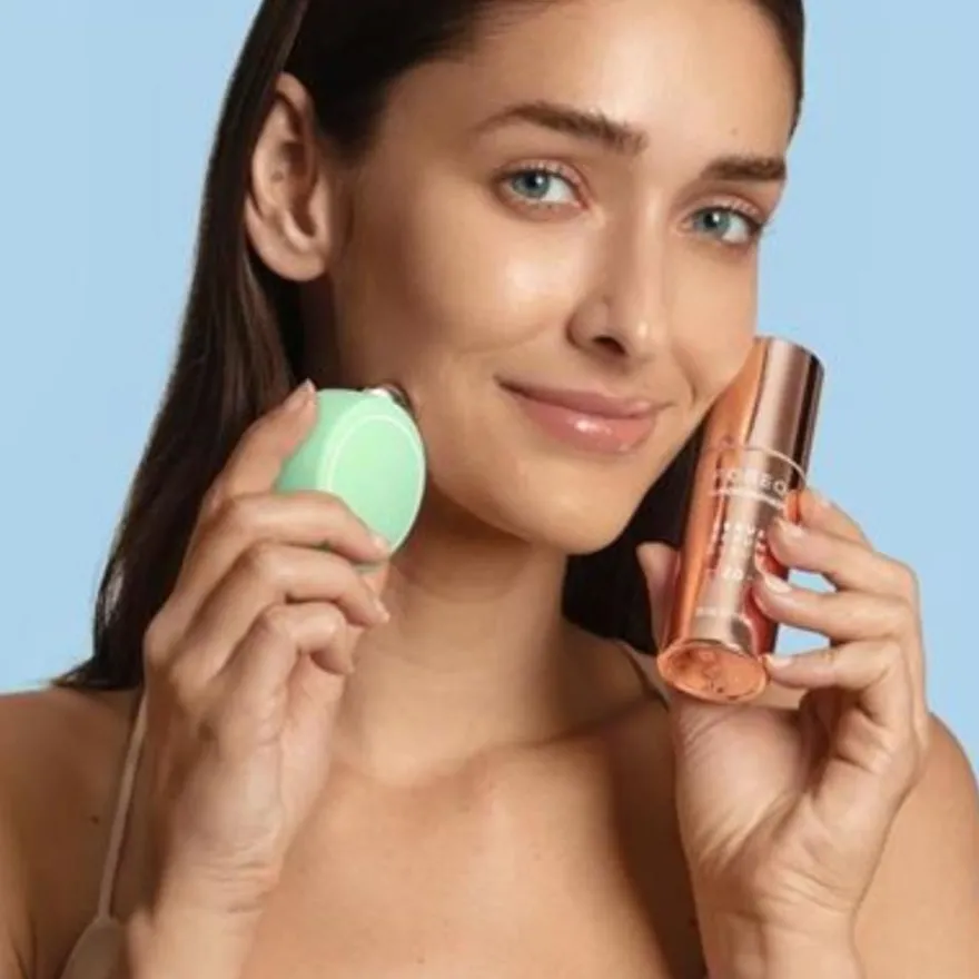 FOREO Bear 2 Go Cepillo Facial Pistacho 1 ud