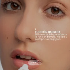 GH Gema Herrerías Bálsamo Labial Función Barrera 15ml Glow and Go con Charm de Regalo