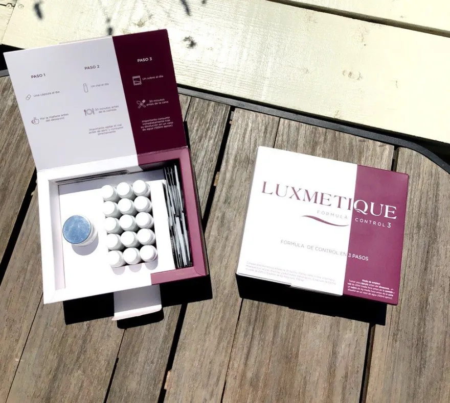 Luxmetique Fórmula Control 3 (15 Cápsulas + 15 Viales + 15 Sobres)