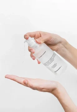Transparent Lab Oil Based Cleanser 200 ml