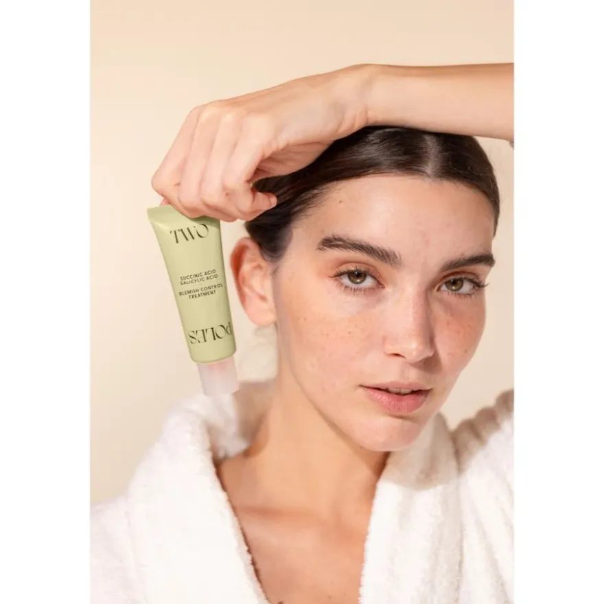 Two Poles Blemish Control Treatment 40 ml