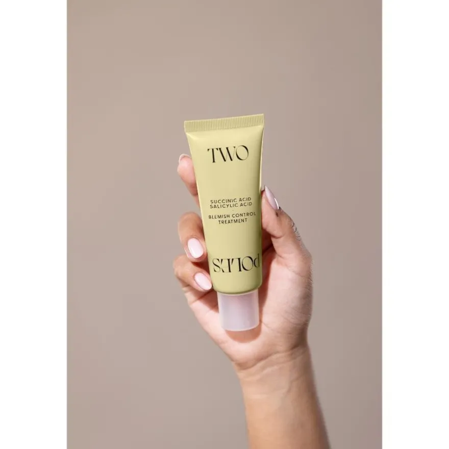 Two Poles Blemish Control Treatment 40 ml