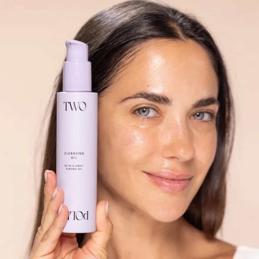 Two Poles Make up Cleansing Oil 150ml