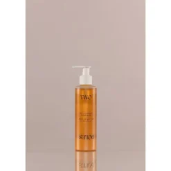 Two Poles Make-up Melting Cleansing Oil 190 ml