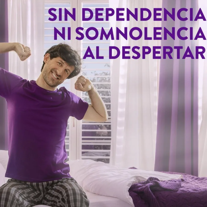 ZzzQuil Natura Spray Oral de Melatonina 30 ml